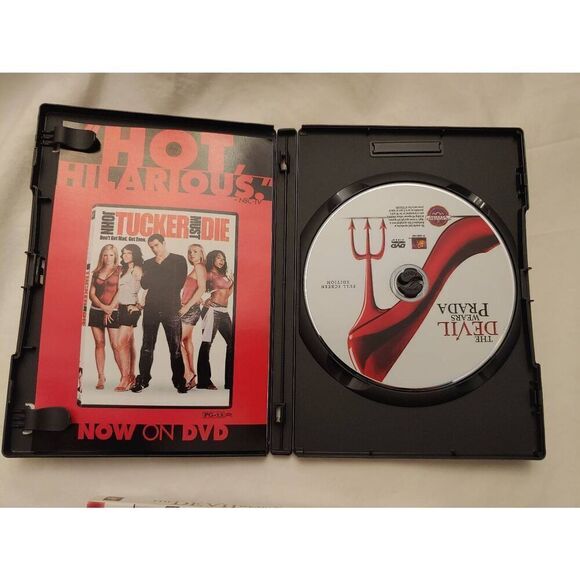 The Devil Wears Prada (DVD, 2006) - Picture 4 of 4